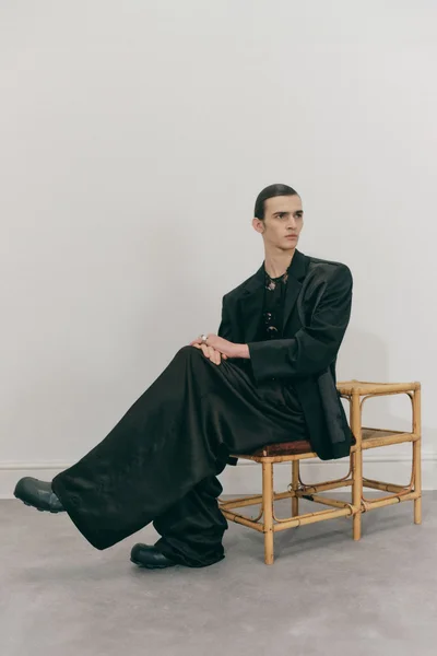 Look 25